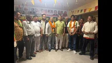 अल्मोड़ा में युवाओं ने थामा यूकेडी का दामन, संगठन को मजबूत करने का संकल्प