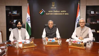 42 रिटायर्ड जजों ने लिखा खुला पत्र, संवैधानिक संस्थाओं पर हमलों पर जताई गहरी चिंता