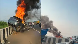 आंध्र प्रदेश में सड़क हादसे के बाद इलेक्ट्रिक कार में लगी आग, चार लोगों की मौत