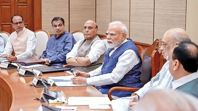 केंद्रीय मंत्रिमंडल में फेरबदल की सुगबुगाहट तेज, इन नेताओं का कार्यकाल हो रहा समाप्त