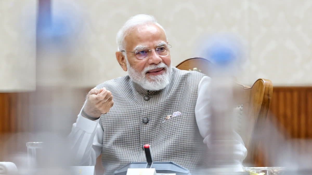 प्रधानमंत्री मोदी ने महिला सुरक्षा और बाल विकास के लिए विभागों के बीच तालमेल पर दिया जोर