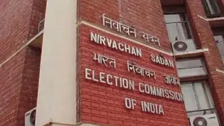 मतदाता सूची में नाम हटाने के लिए फॉर्म-7 के उपयोग पर चुनाव आयोग ने लगाई रोक