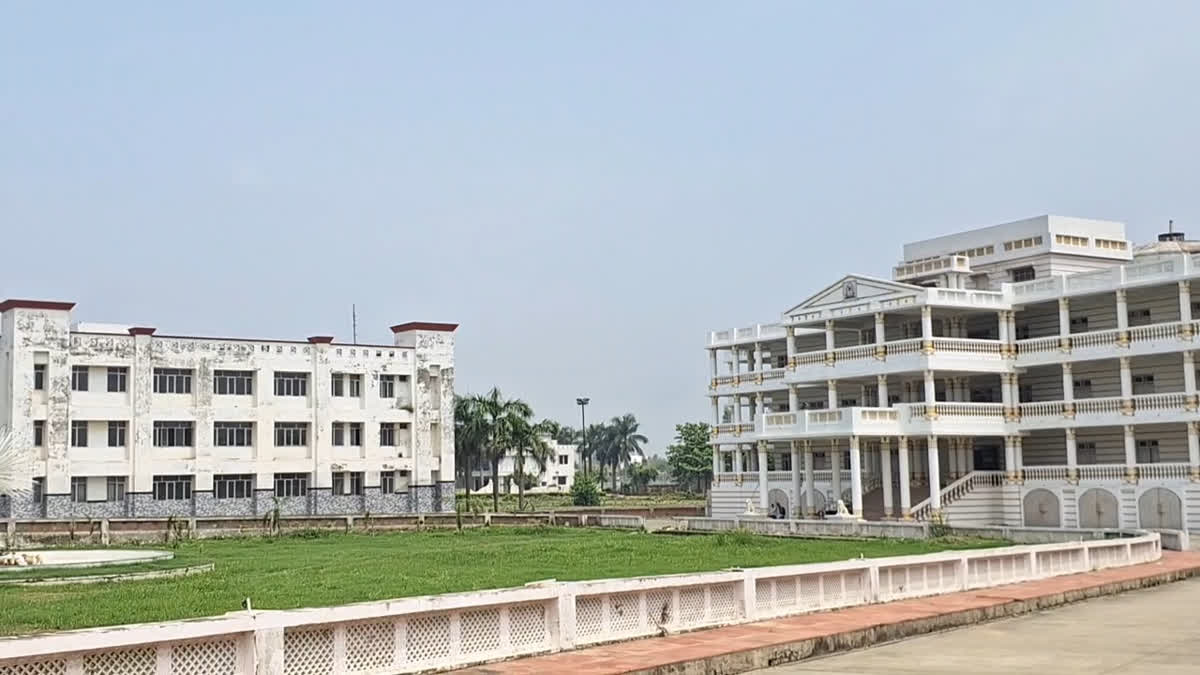 मनी लॉन्ड्रिंग मामले में जौहर यूनिवर्सिटी की 426 करोड़ से अधिक की संपत्ति कुर्क