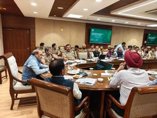 वायु प्रदूषण नियंत्रण और पराली प्रबंधन को लेकर सीएक्यूएम ने पंजाब और हरियाणा के साथ की समीक्षा बैठक